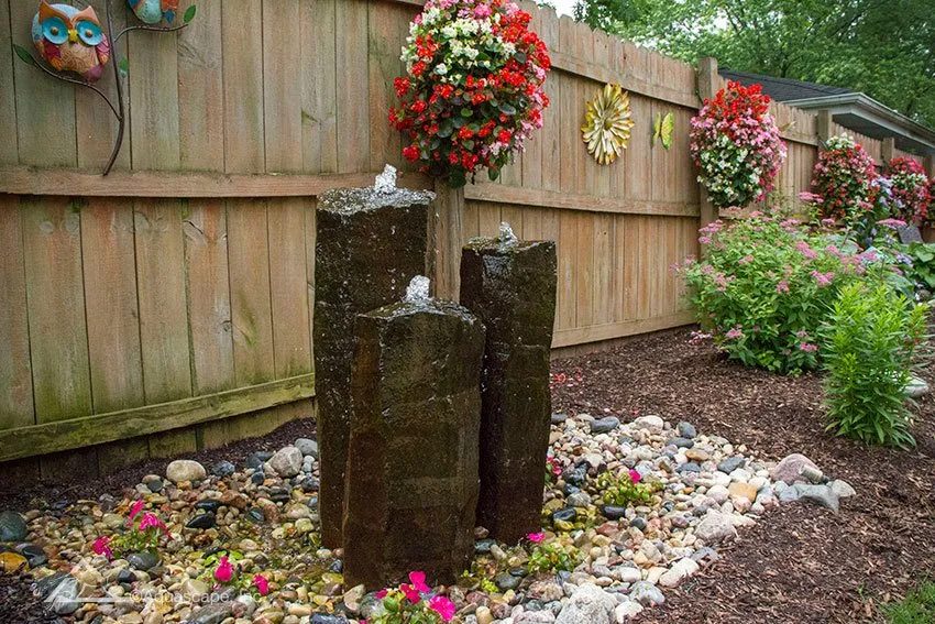 Basalt column fountain, built by iPond and Landscapes